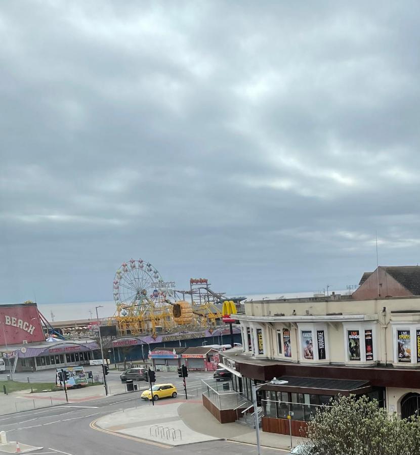 Oyo Queens Hotel, Skegness Exterior foto